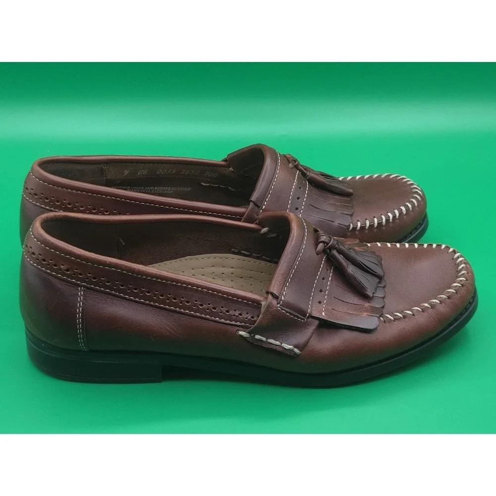 G. H. Bass Weejuns Loafers - Men's 9 EE - Tassel & Stitch - Brown Dress Shoes